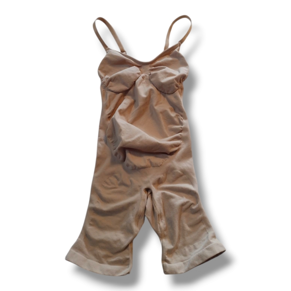 ✨Host Pick✨ Skims Maternity Sculpting Support Mid Thigh Body Suit S/M - Picture 2 of 4